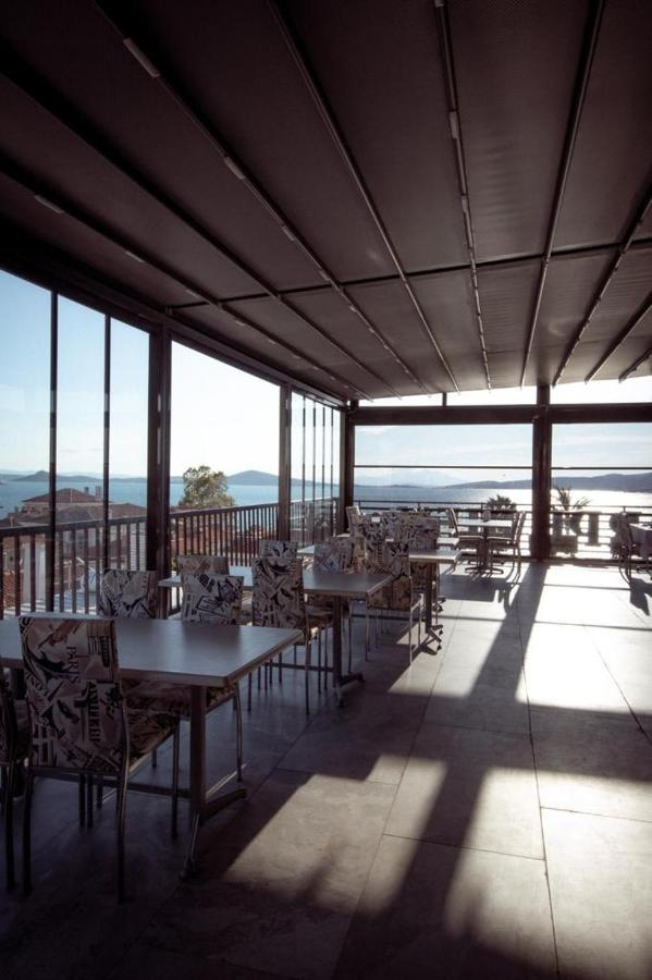 Carpe Diem Hotel Ayvalik Ngoại thất bức ảnh
